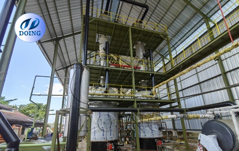 Installation d'une machine de recyclage d'huile usagée de 14 tonnes/jour en Indonésie